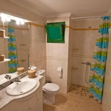Апартаменты Puerto Del Carmen Sleeps 3 Pool Wifi Пуэрто дель Кармен